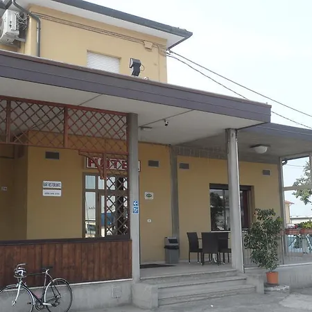 Hotel Autostop Duardi 2*